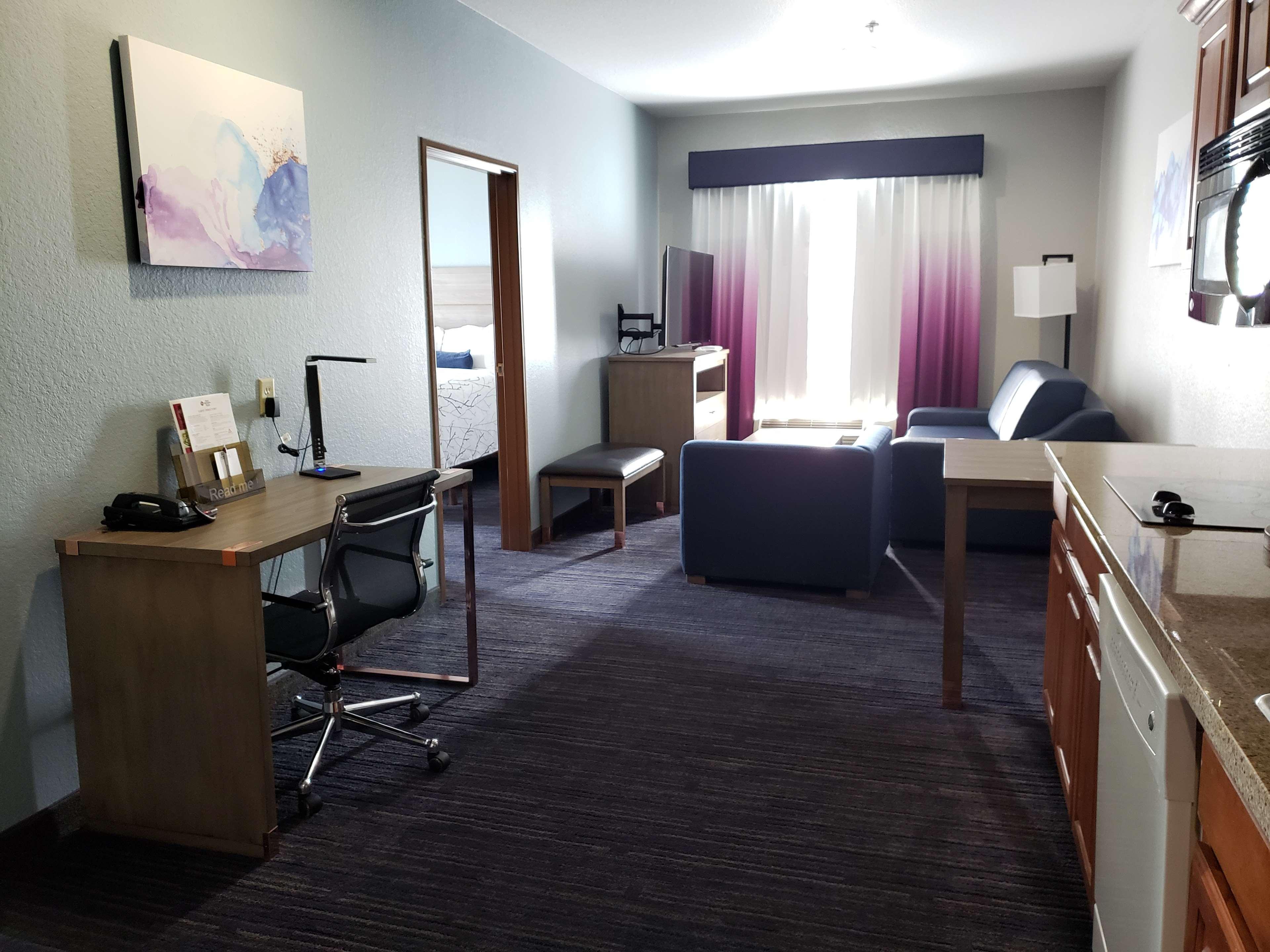 Best Western Plus San Antonio East Inn & Suites Buitenkant foto