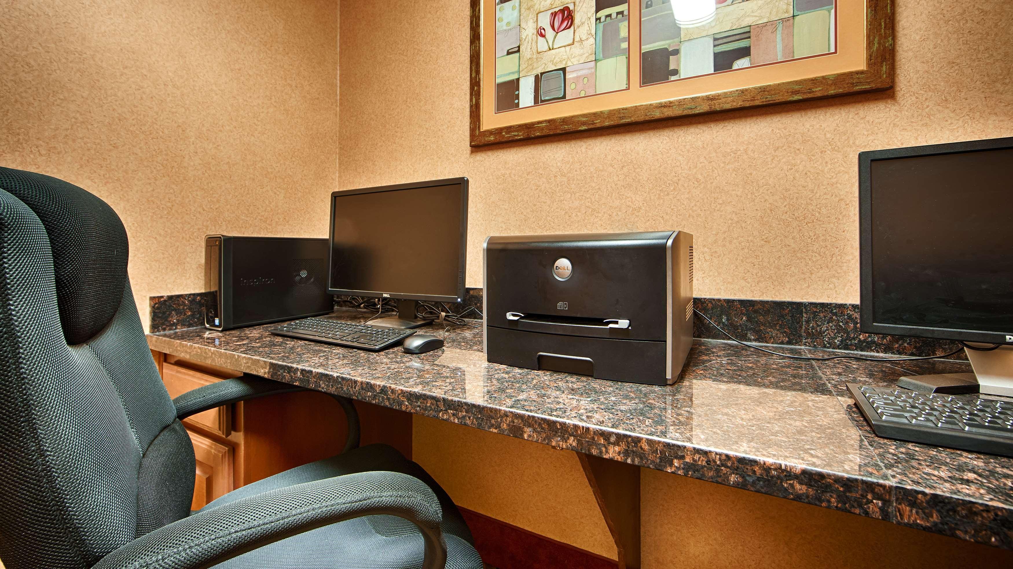 Best Western Plus San Antonio East Inn & Suites Buitenkant foto